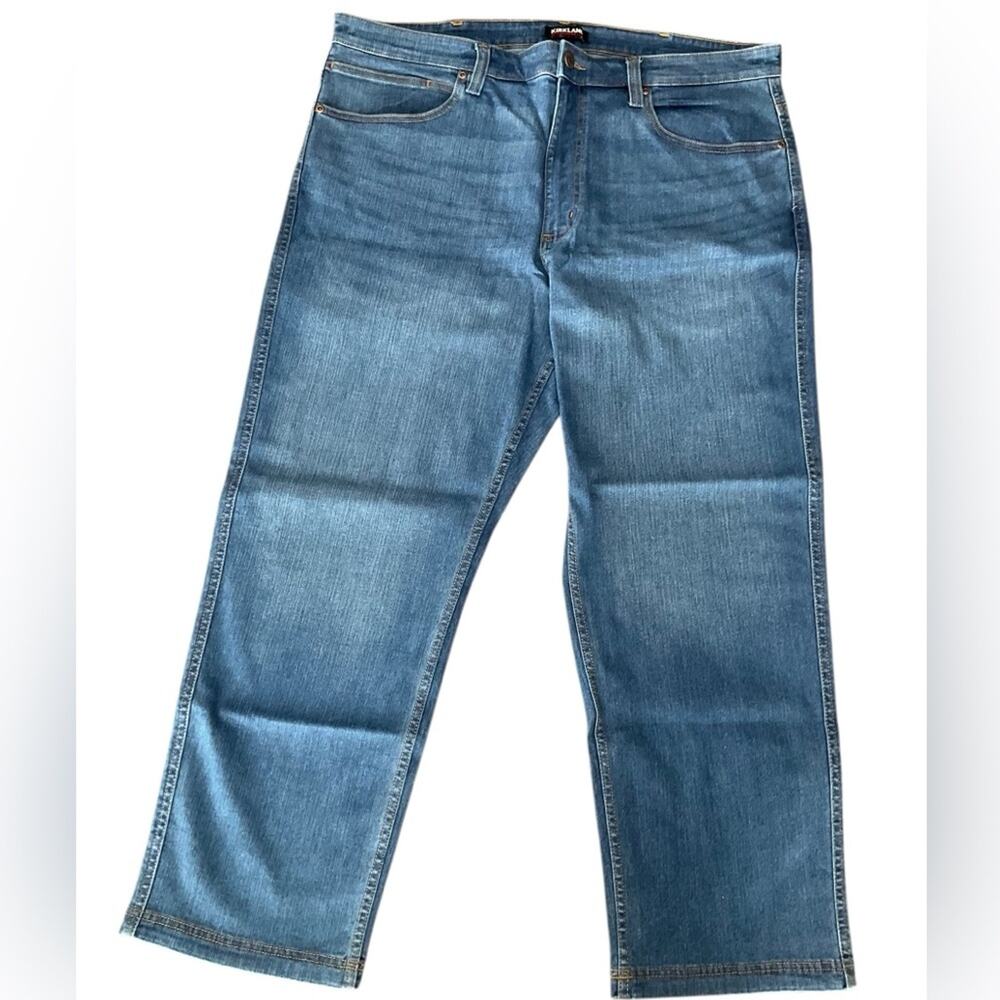 Kirkland Signature Men's Blue Relaxed Jeans 42 X 30 NWT